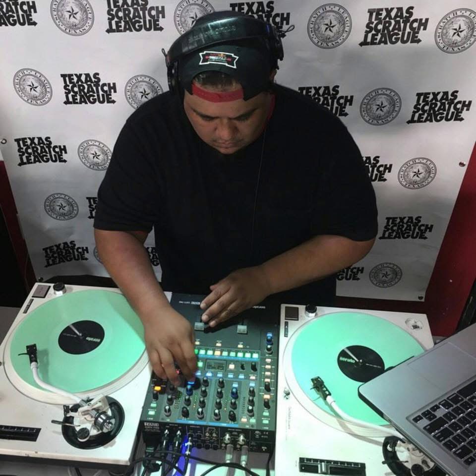 DJ John Styles competing at Texas Scratch League
